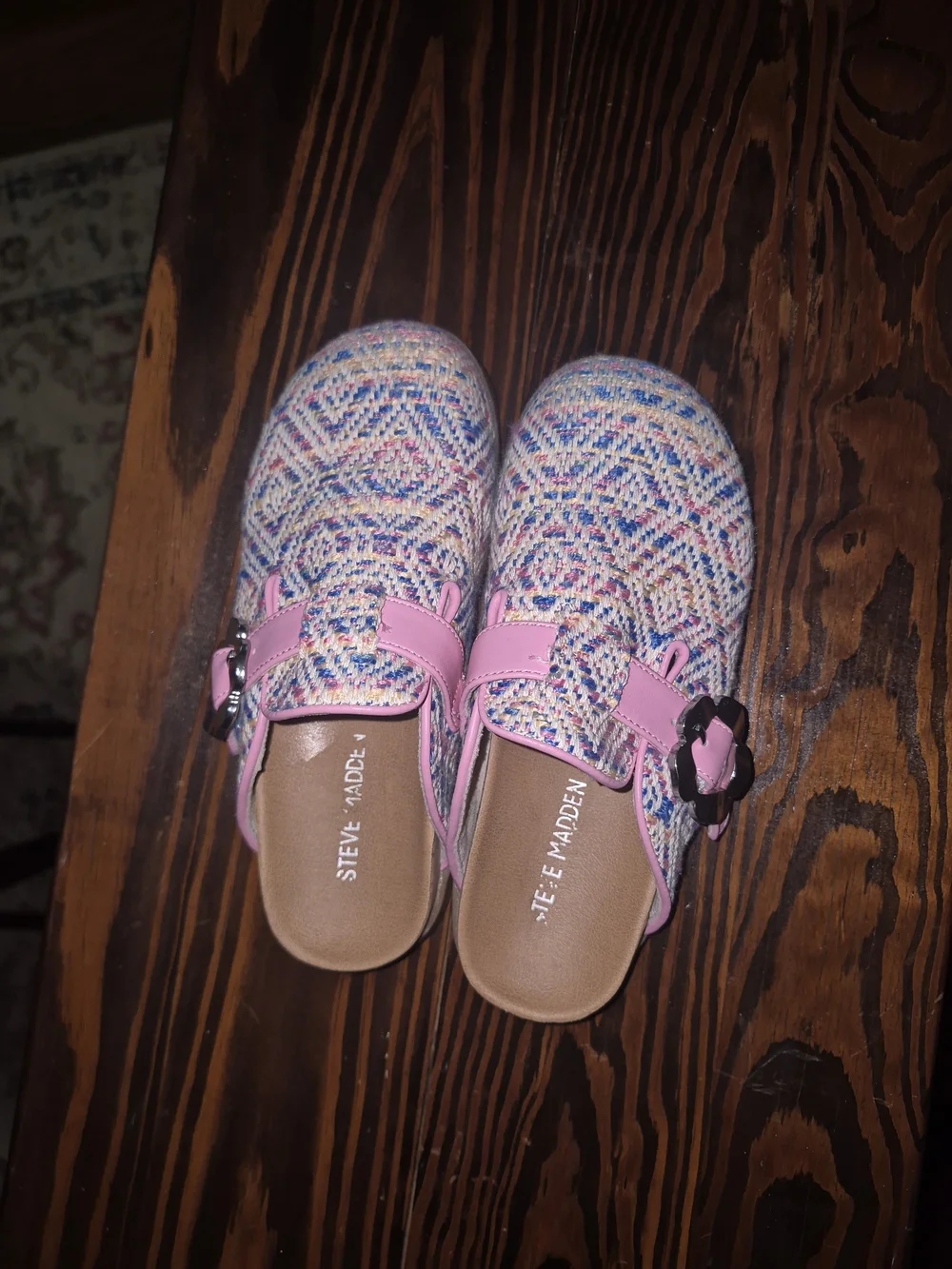 Steve Madden kids slip